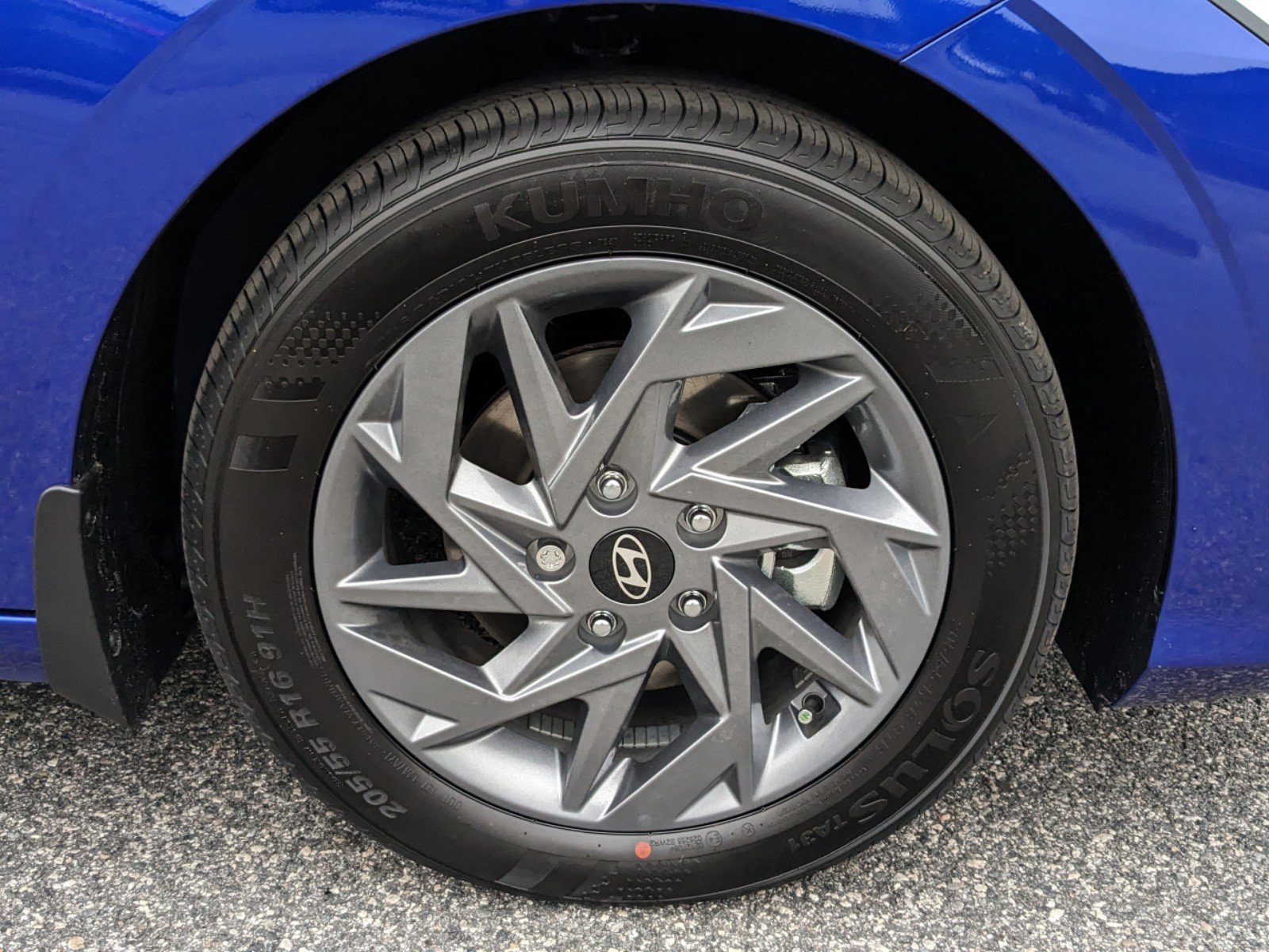 New 2025 Hyundai Elantra Sport image 14