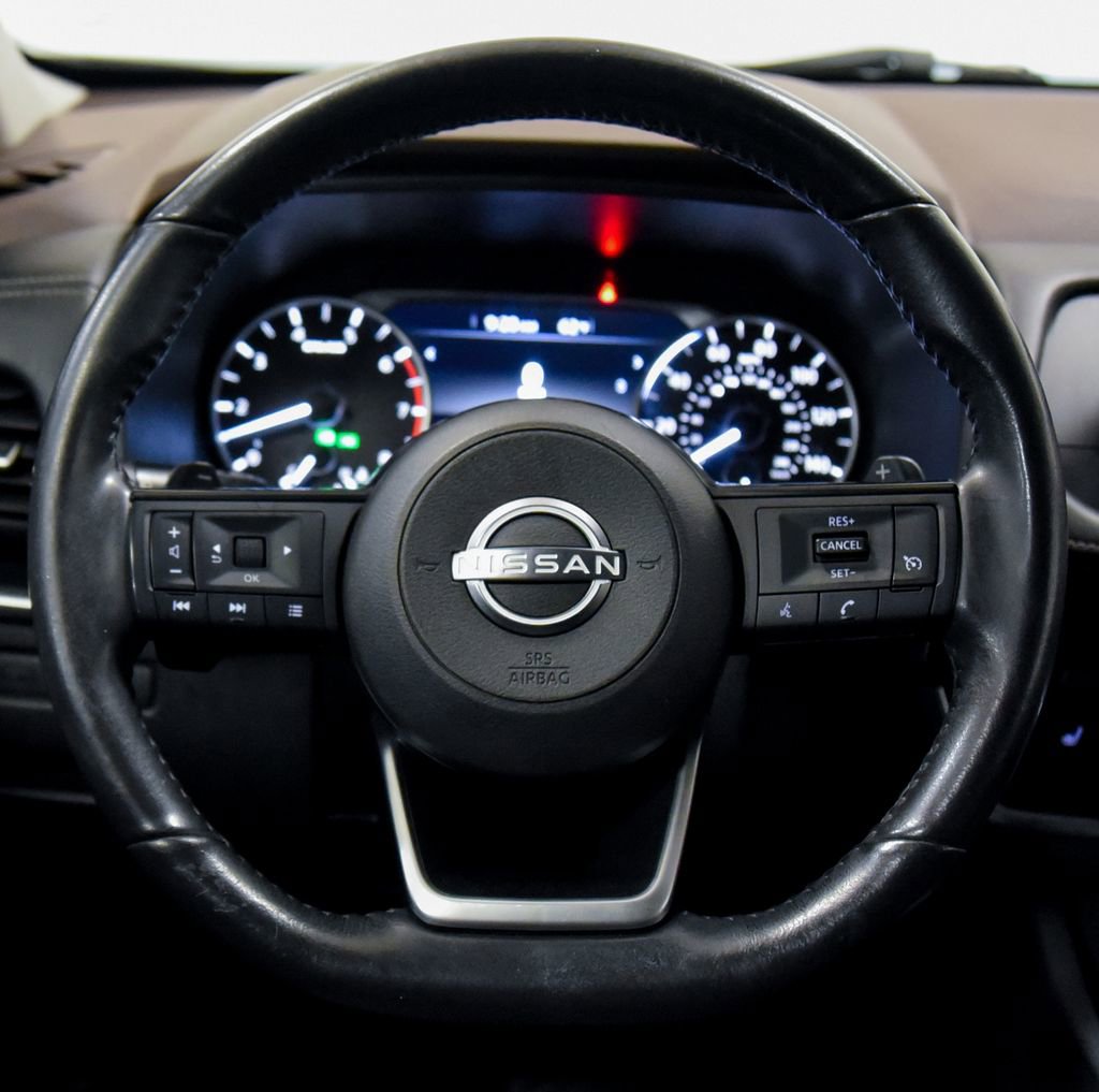 Used 2022 Nissan Rogue S image 25