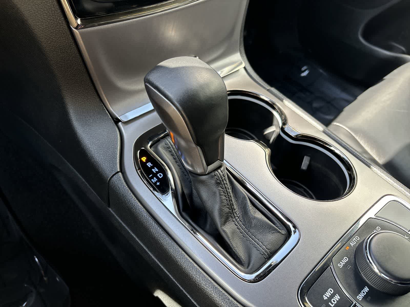 Certified 2019 Jeep Grand Cherokee Limited X AWD/4WD image 29