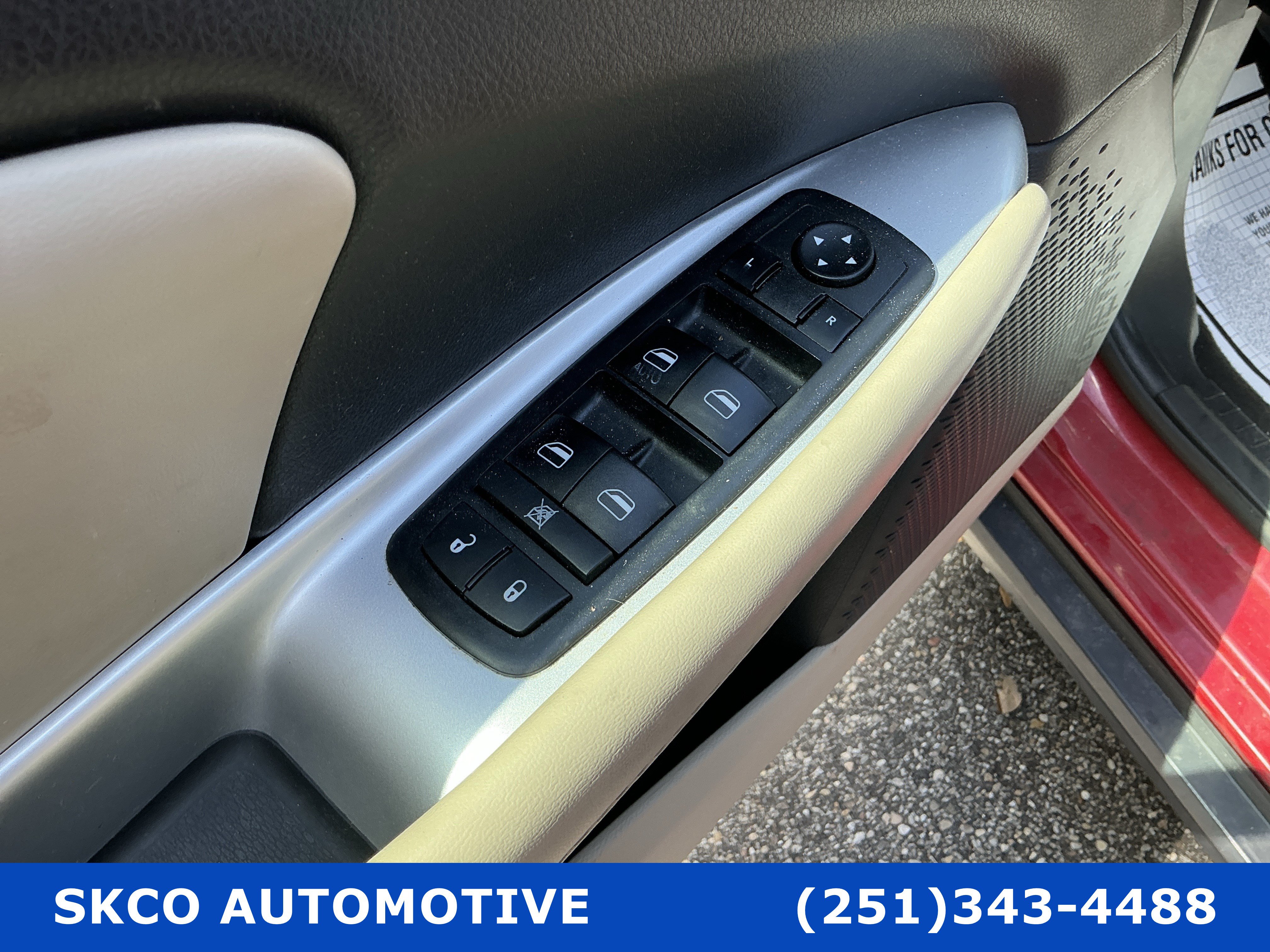 Used 2018 Dodge Journey SE FWD image 22