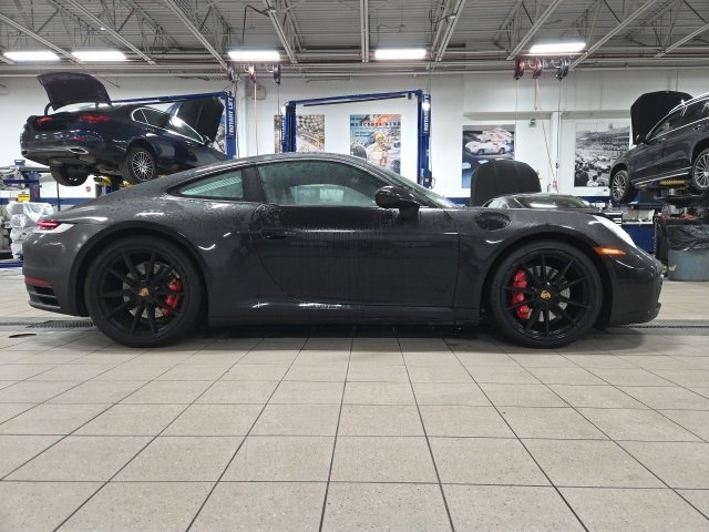 Used 2020 Porsche 911 Carrera S image 2