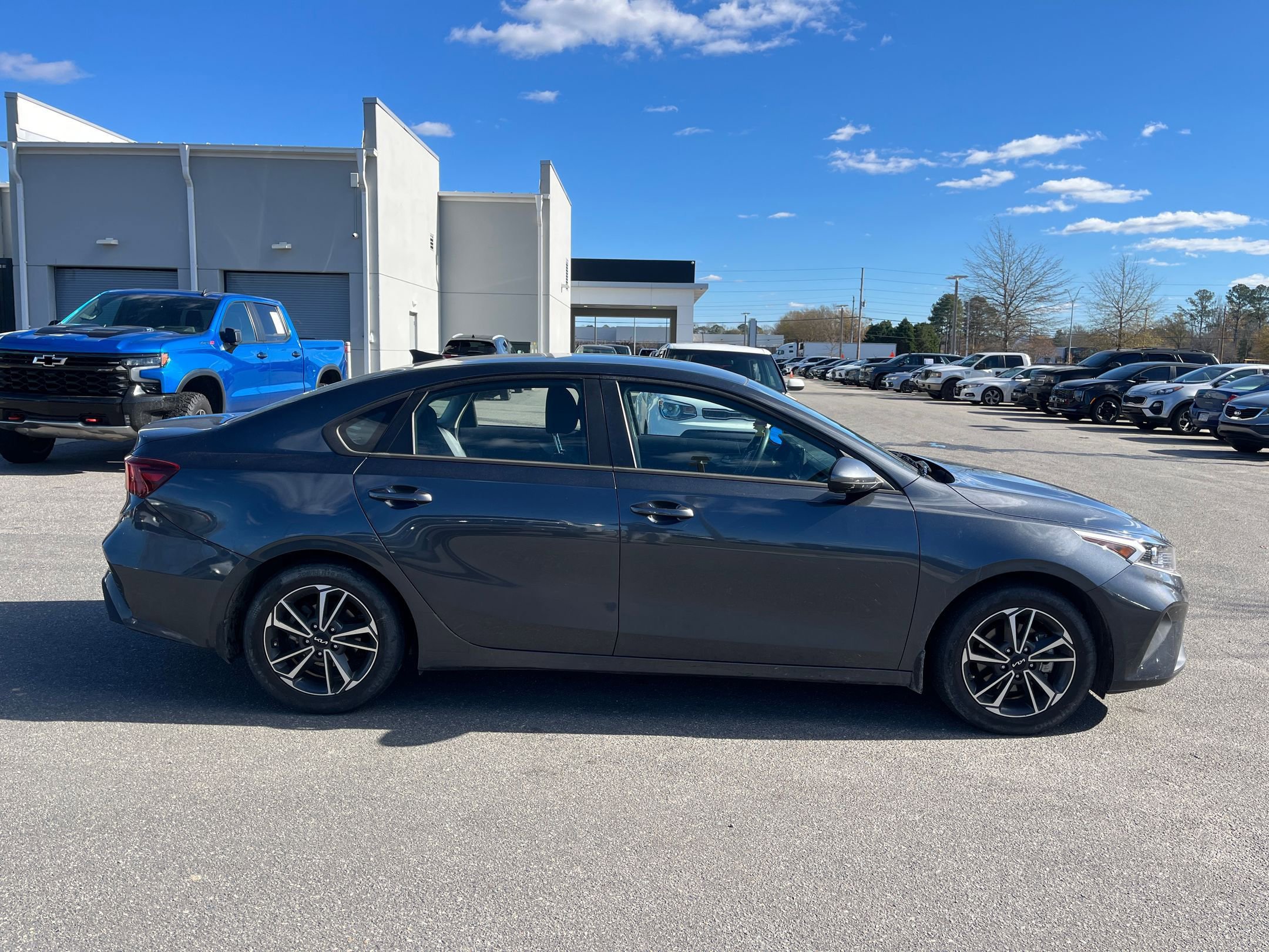 Used 2023 Kia Forte LXS image 10