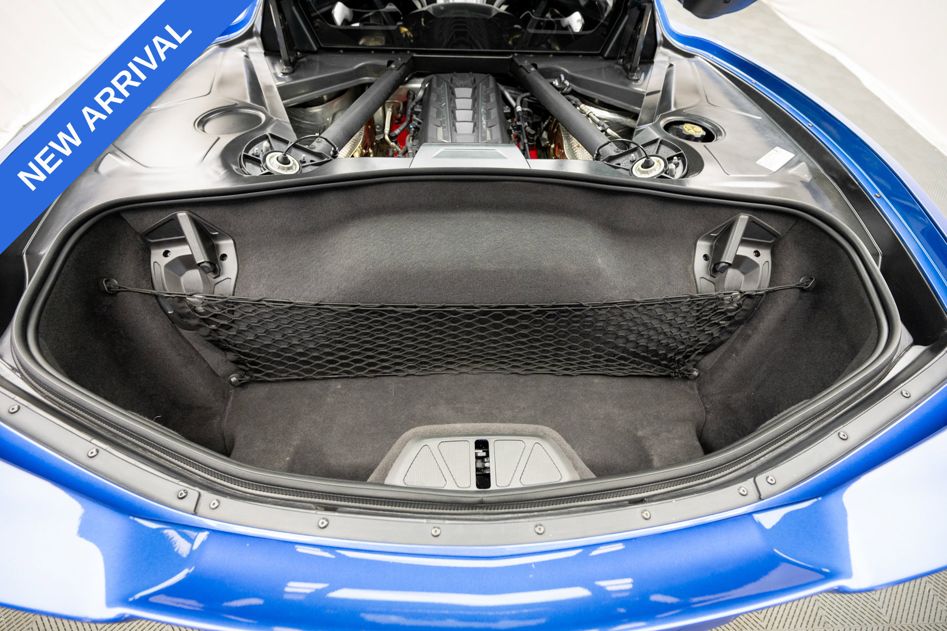 Used 2020 Chevrolet Corvette Stingray Preferred Cpe w/ 2LT Preferred Equipment Group RWD image 39