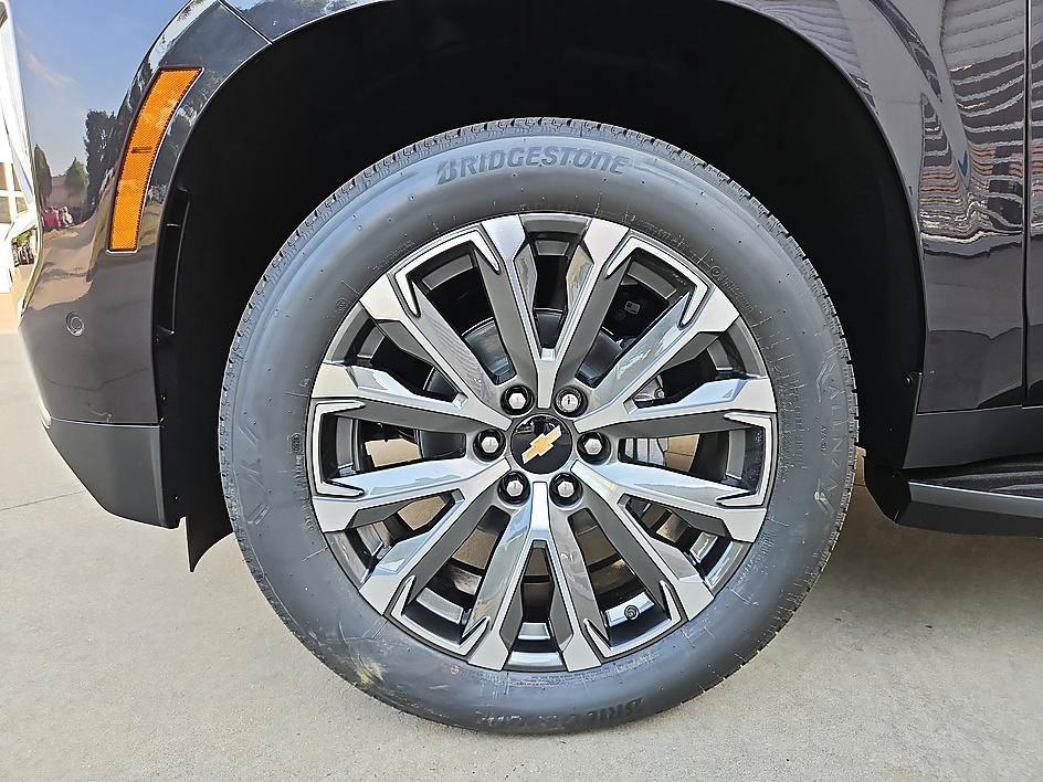 New 2026 Chevrolet Tahoe High Country w/ Sun And Tow Package AWD/4WD image 8