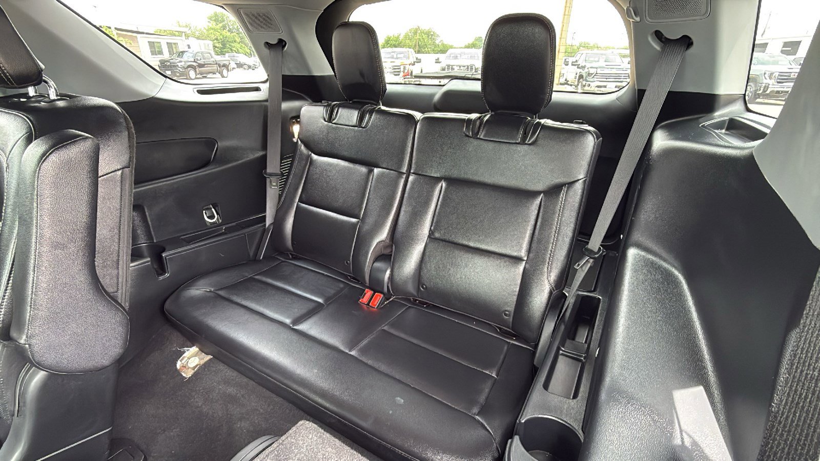 Used 2023 Ford Explorer Limited w/ Limited Technology Package RWD image 15