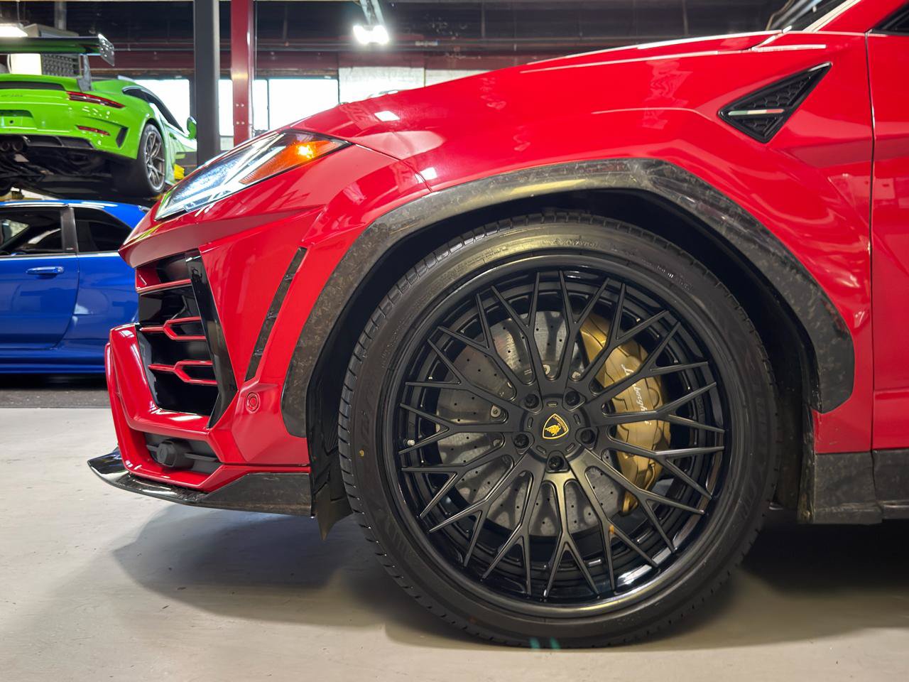 Used 2019 Lamborghini Urus AWD/4WD image 22