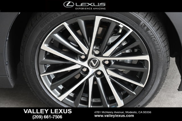 Certified 2025 Lexus ES 300h w/ Premium Package FWD image 23
