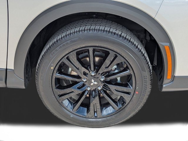New 2026 Mitsubishi Eclipse Cross LE AWD/4WD image 11