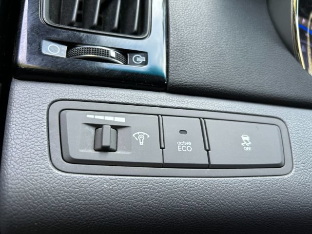 Used 2013 Hyundai Sonata Limited FWD image 18