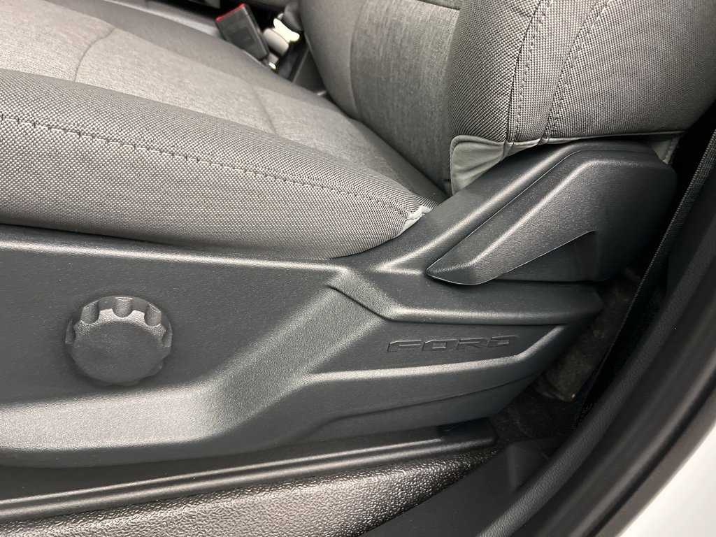 New 2026 Ford F350 XL w/ XL Chrome Package image 23