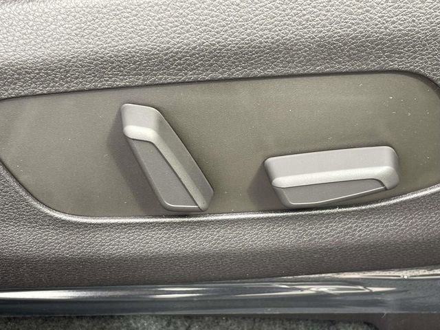 New 2026 Kia Carnival SX w/ SX Dark Edition Package image 15