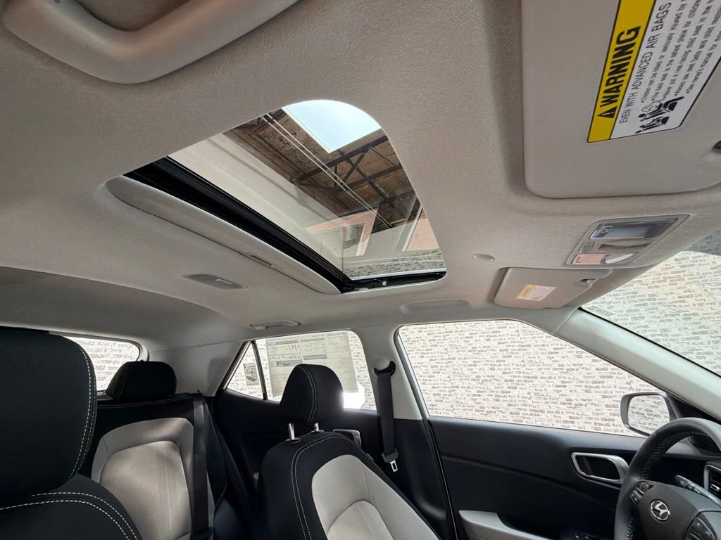 New 2026 Hyundai Venue SEL FWD image 12