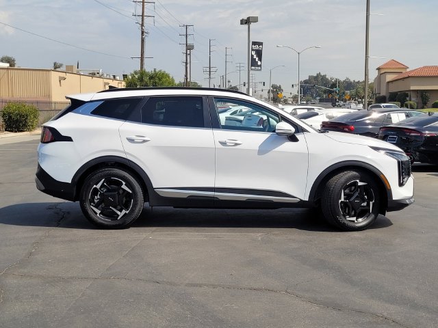 New 2026 Kia Sportage EX w/ EX Panorama Roof Package FWD image 4