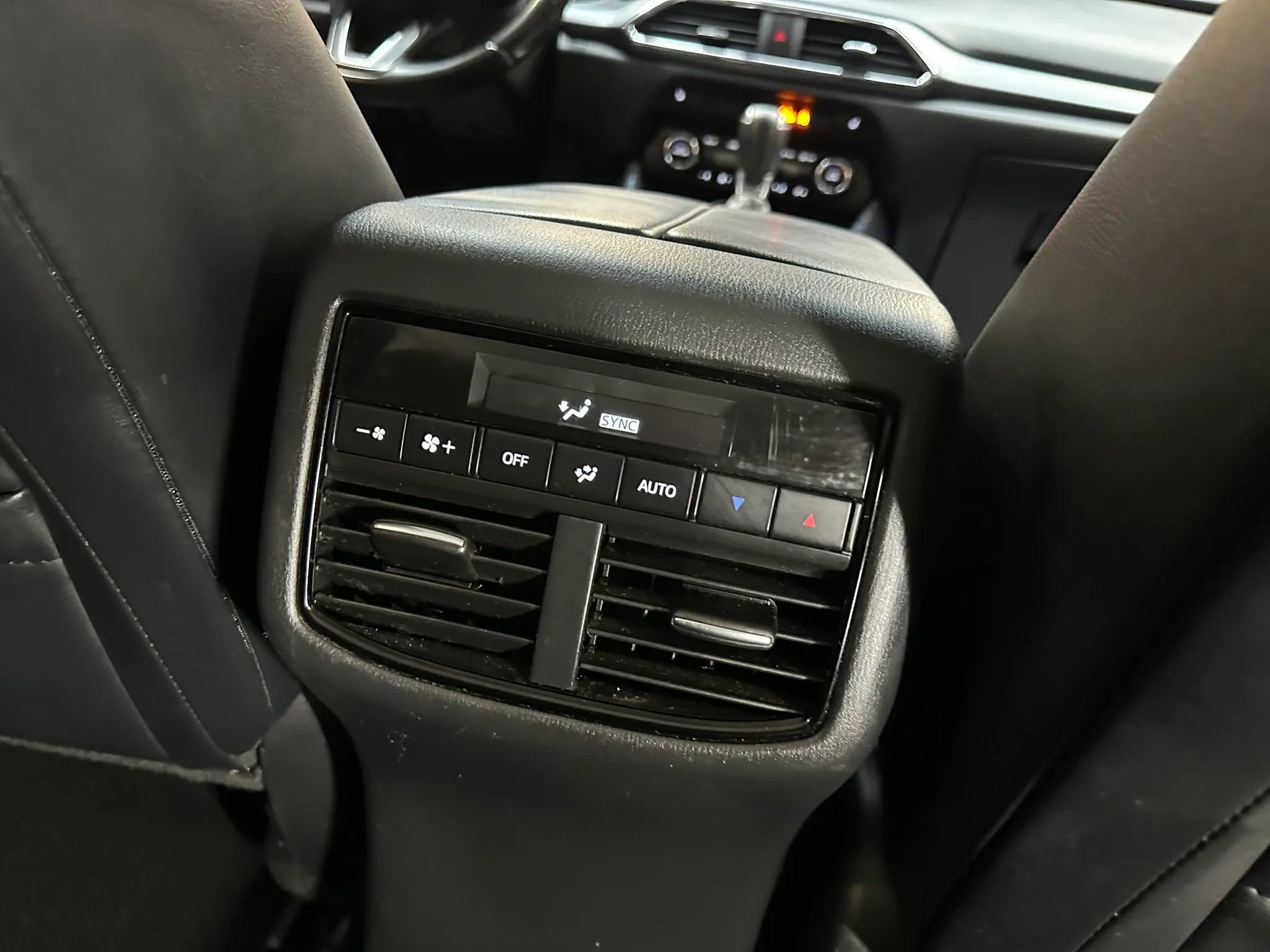 Used 2018 MAZDA CX-9 Touring w/ Touring Premium Package AWD/4WD image 30