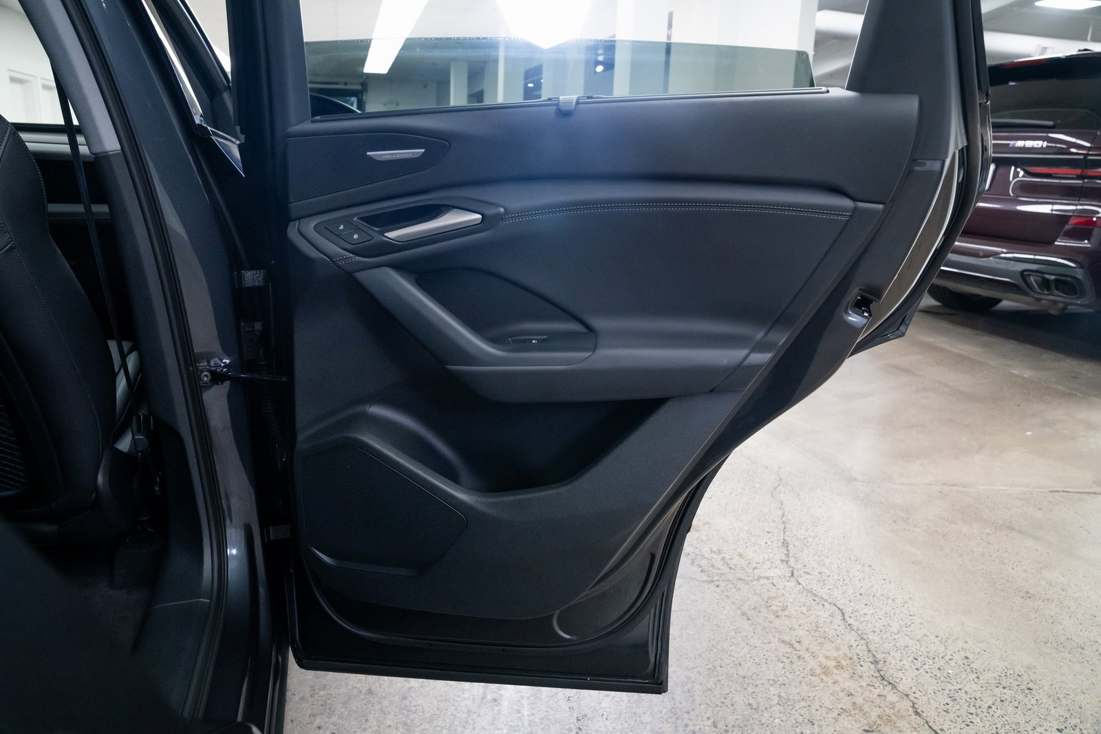 Used 2025 Audi Q6 e-tron Premium Plus w/ Premium Plus image 22