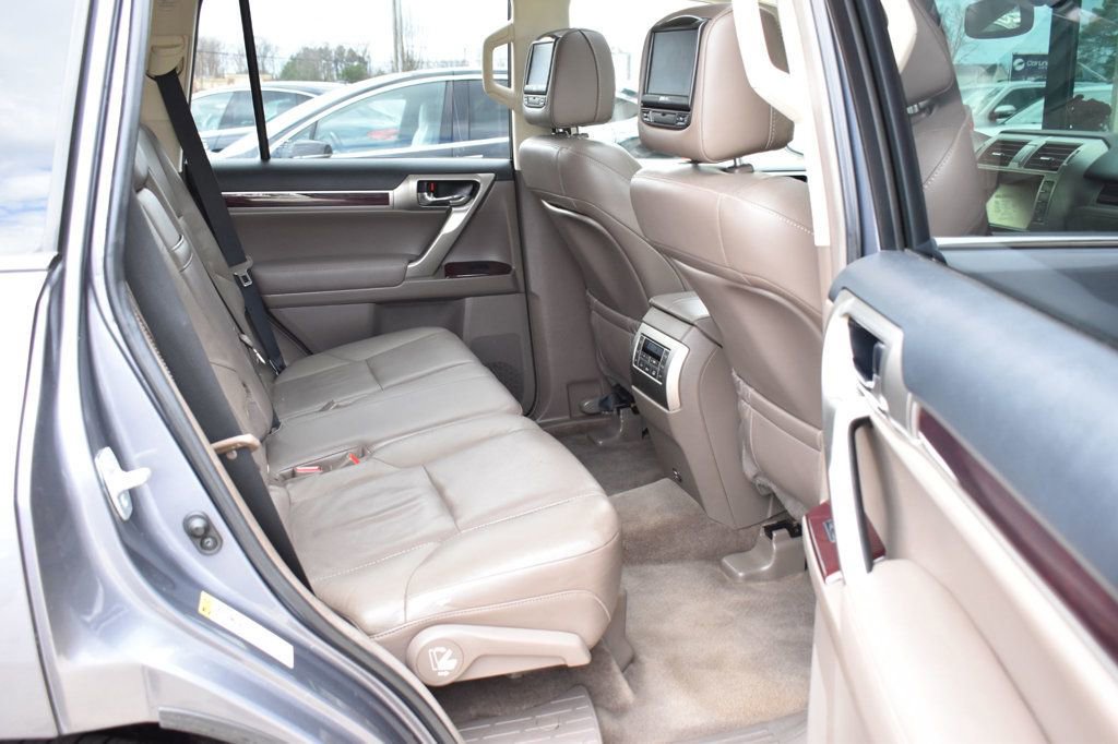 Used 2015 Lexus GX 460 w/ Premium Package image 22
