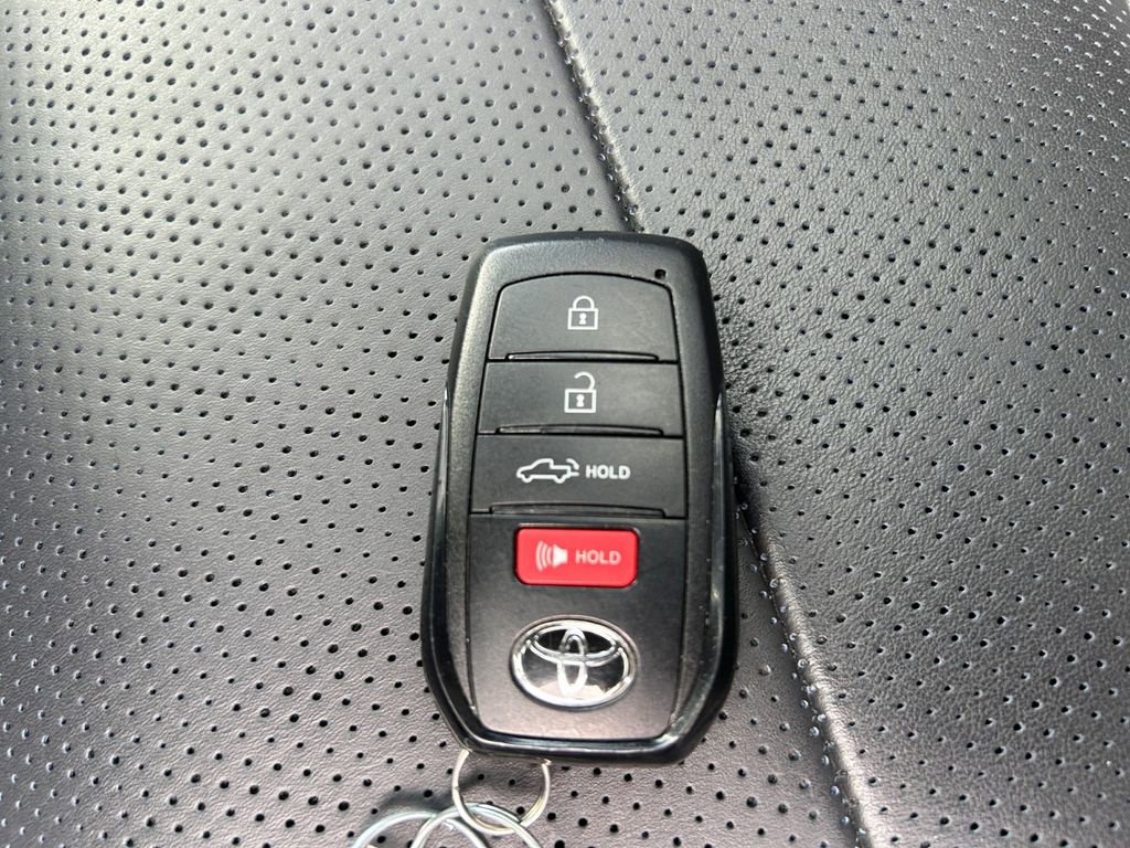 Used 2023 Toyota Tundra Platinum image 33