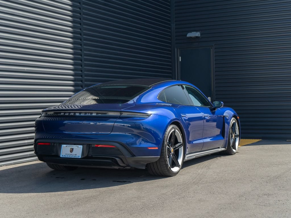 Used 2022 Porsche Taycan Turbo S AWD/4WD image 9