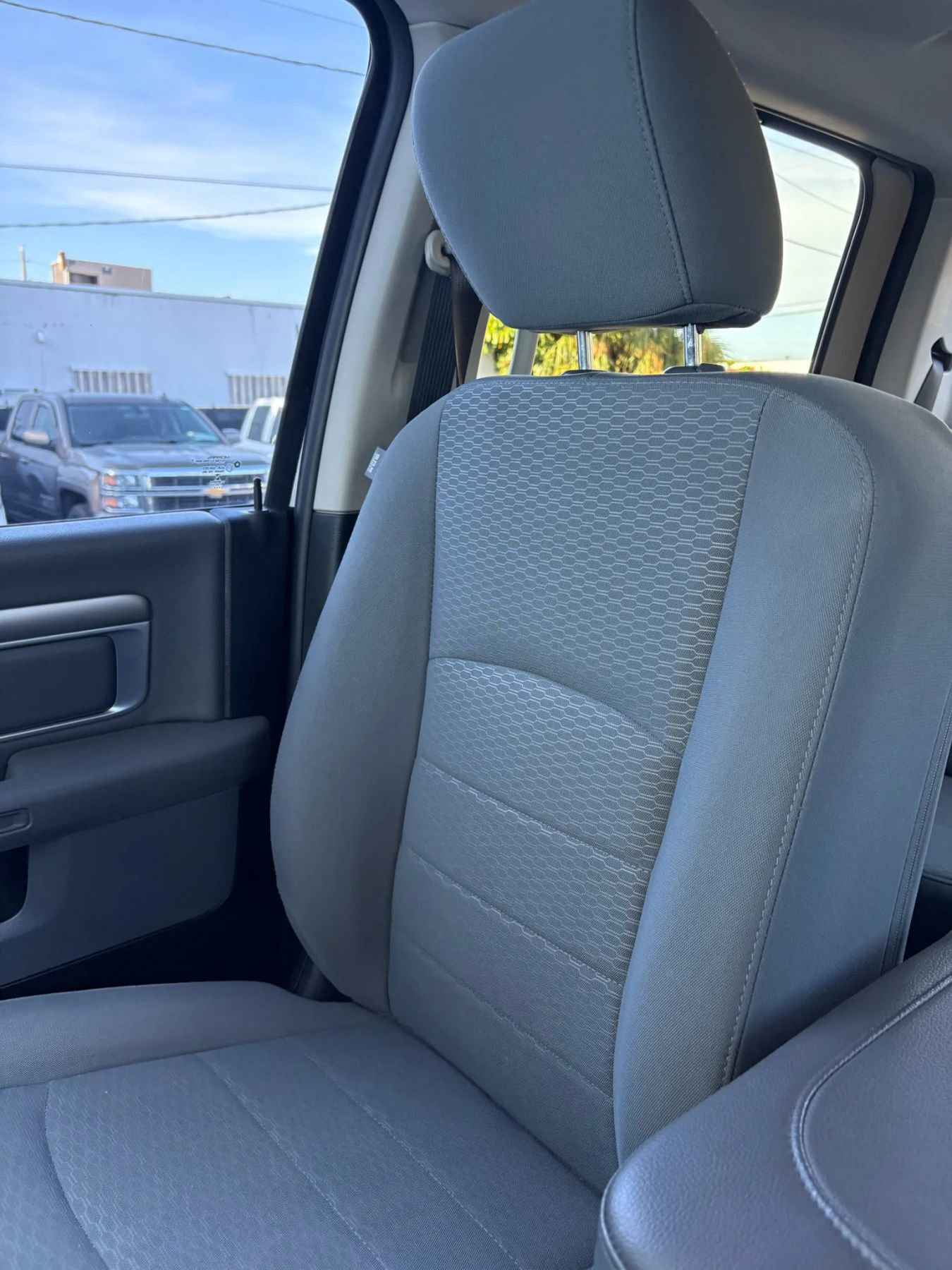 Used 2018 RAM 2500 SLT image 19