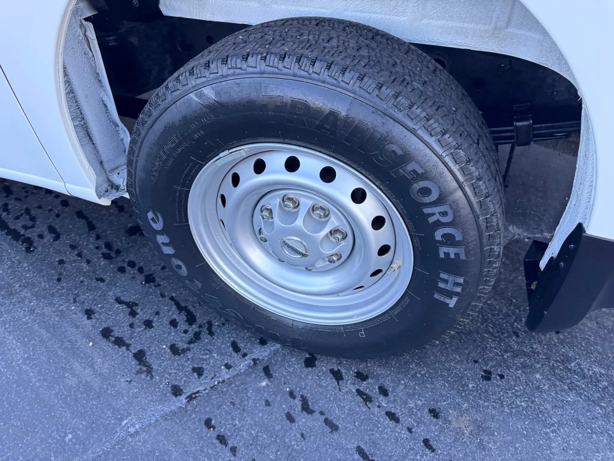 Used 2018 Nissan NV 3500 S RWD image 29