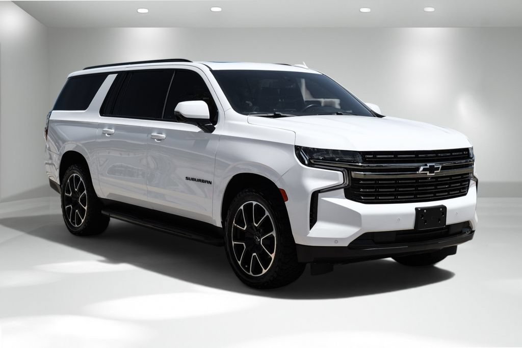 Used 2022 Chevrolet Suburban RST w/ Luxury Package RWD image 6