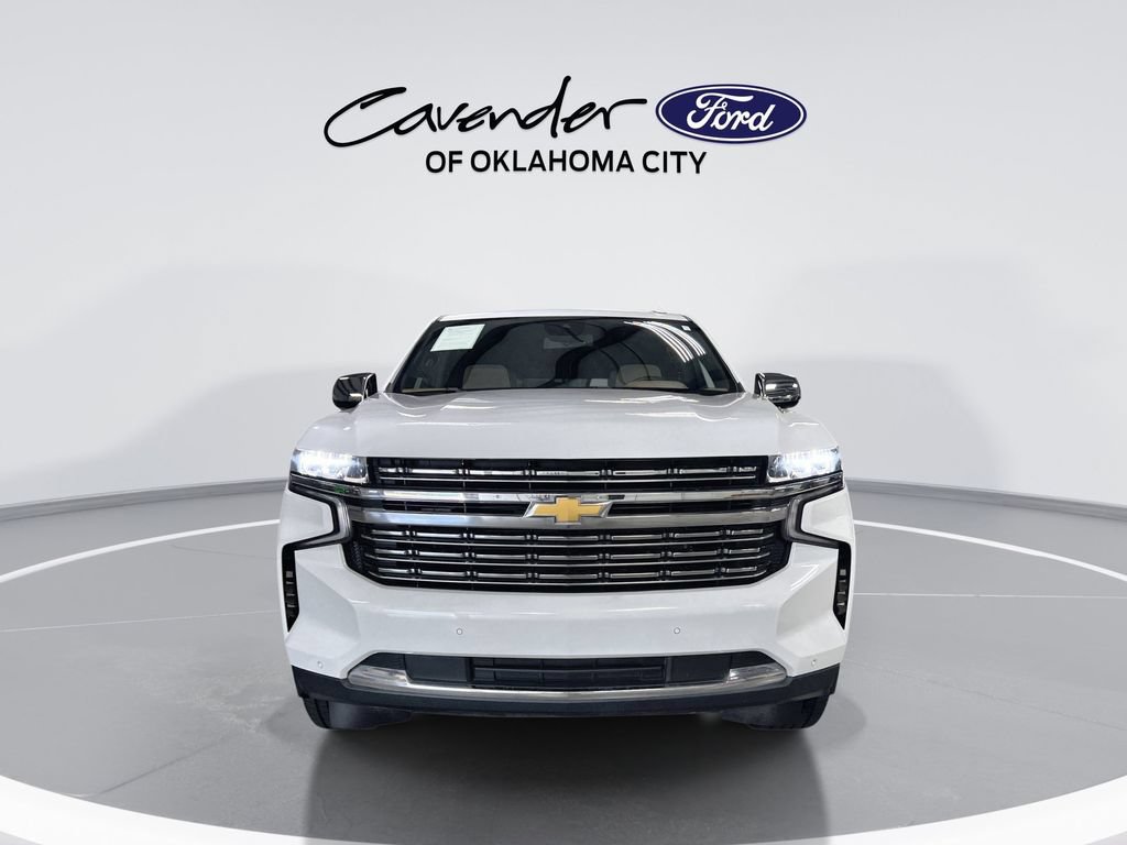 Used 2024 Chevrolet Suburban Premier RWD image 3