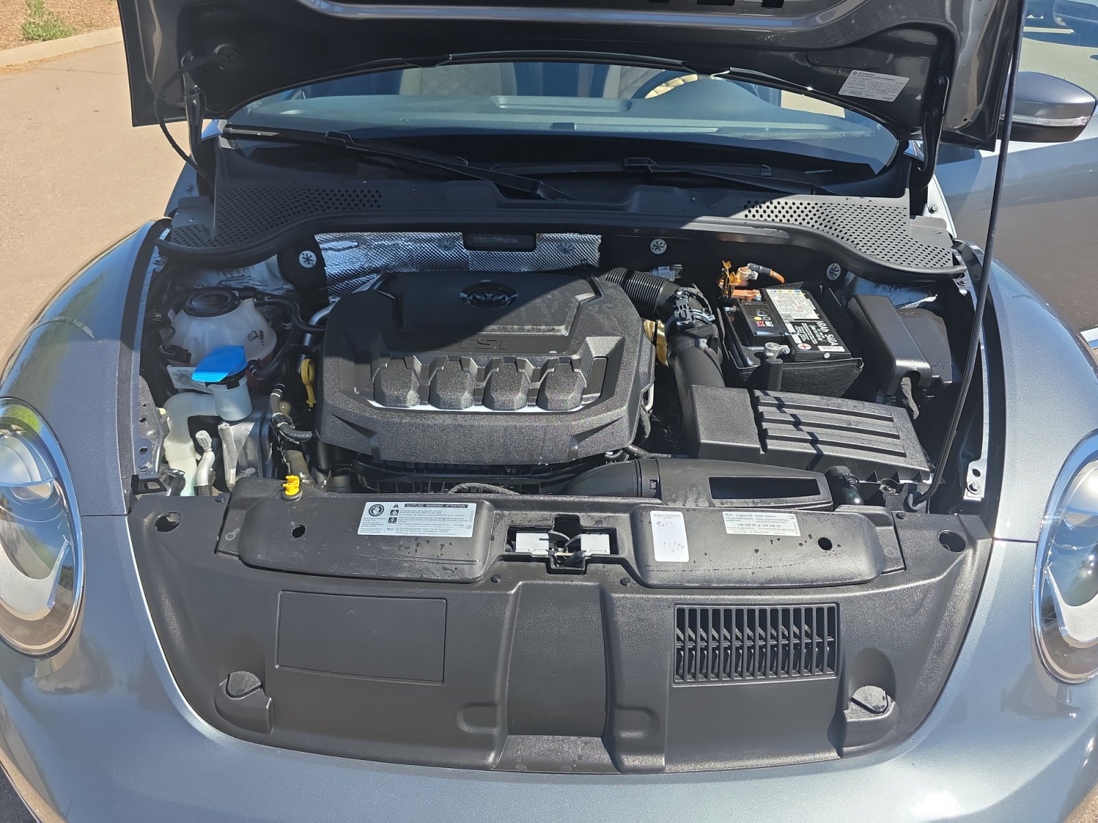 Used 2019 Volkswagen Beetle 2.0T Final Edition SEL image 21