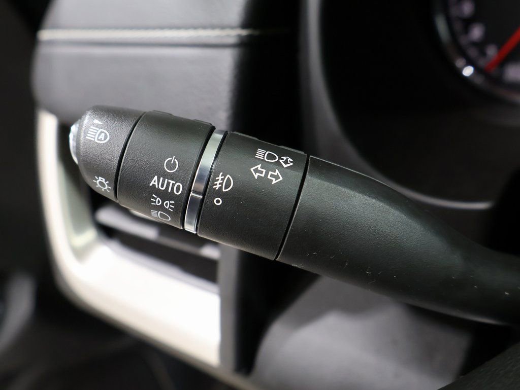 Used 2022 GMC Terrain Denali w/ Black Diamond Edition image 40