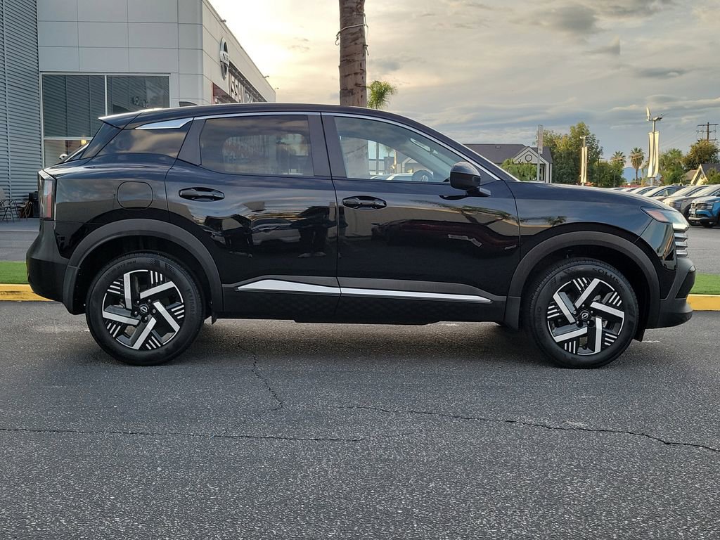 Certified 2025 Nissan Kicks SV image 28