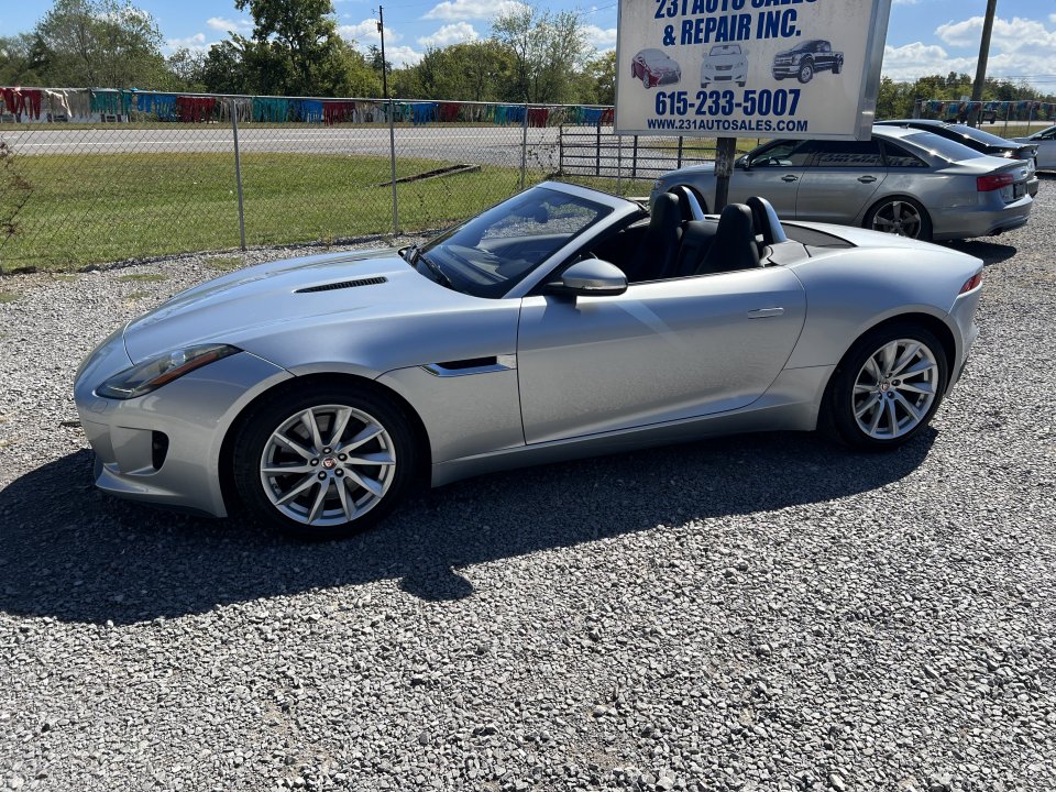 Used 2017 Jaguar F-TYPE Convertible RWD image 14