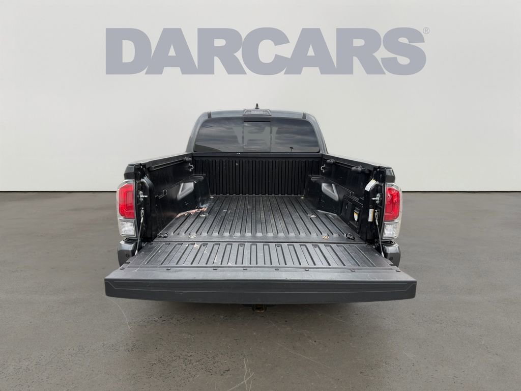 Used 2023 Toyota Tacoma TRD Off-Road w/ Advanced Technology Package AWD/4WD image 14