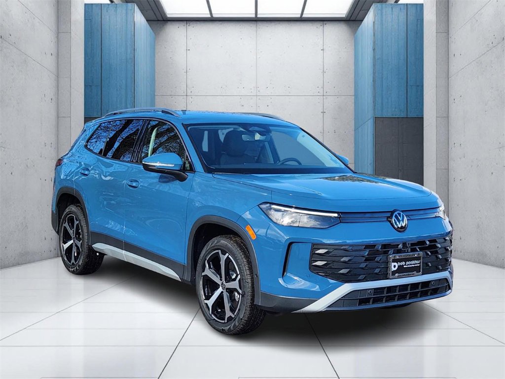 New 2026 Volkswagen Tiguan SE
