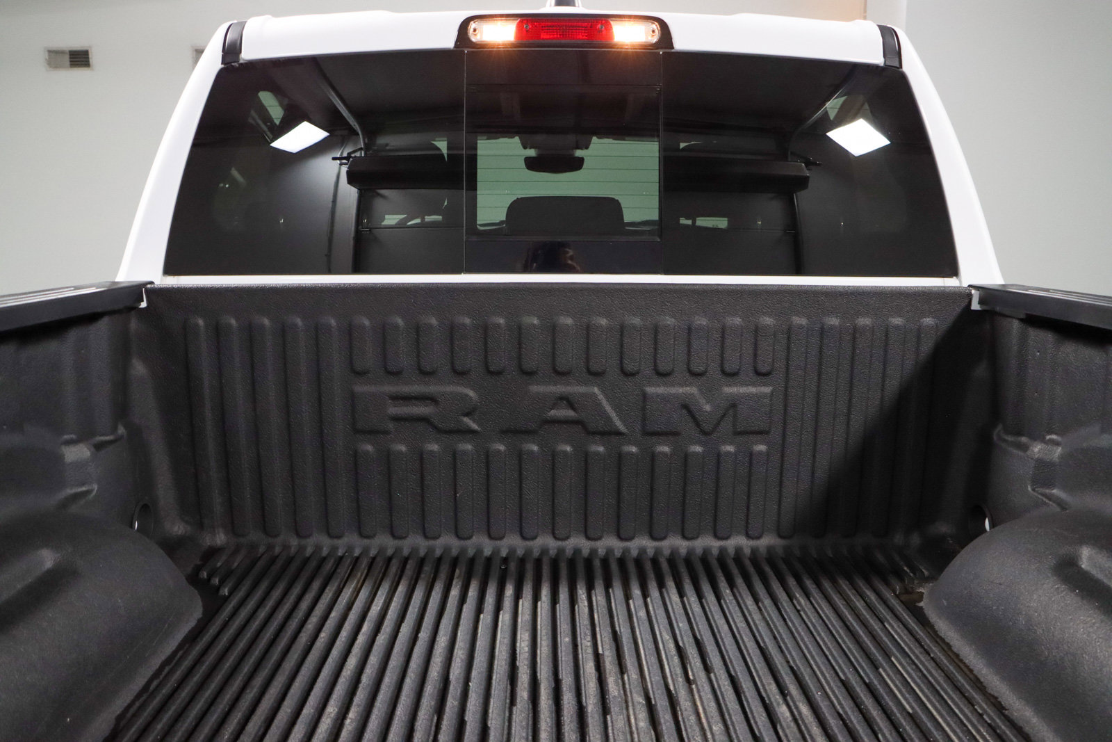 Used 2023 RAM 1500 Big Horn image 29