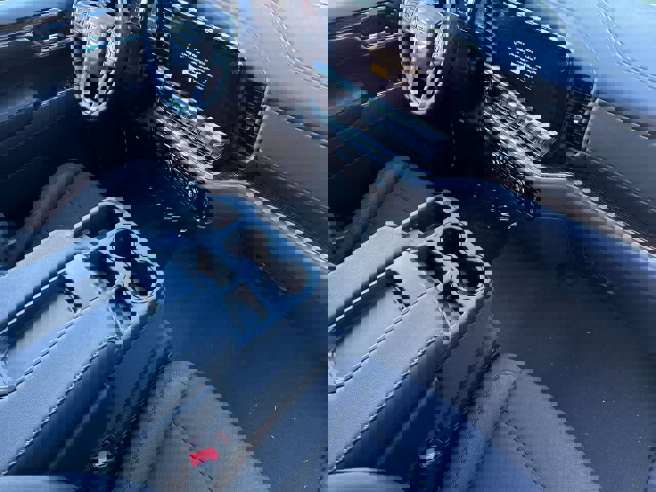 New 2026 GMC Sierra 1500 SLE w/ LPO, Black Badging Package image 22