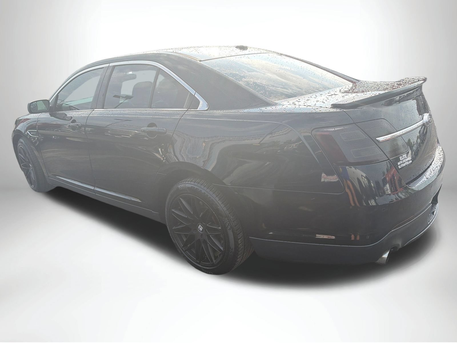 Used 2014 Ford Taurus SHO AWD/4WD image 4
