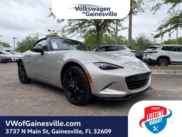 Used 2023 MAZDA MX-5 Miata Club image 1