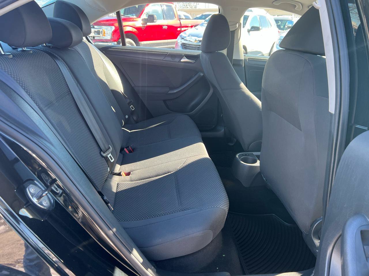 Used 2012 Volkswagen Jetta Sedan FWD image 18