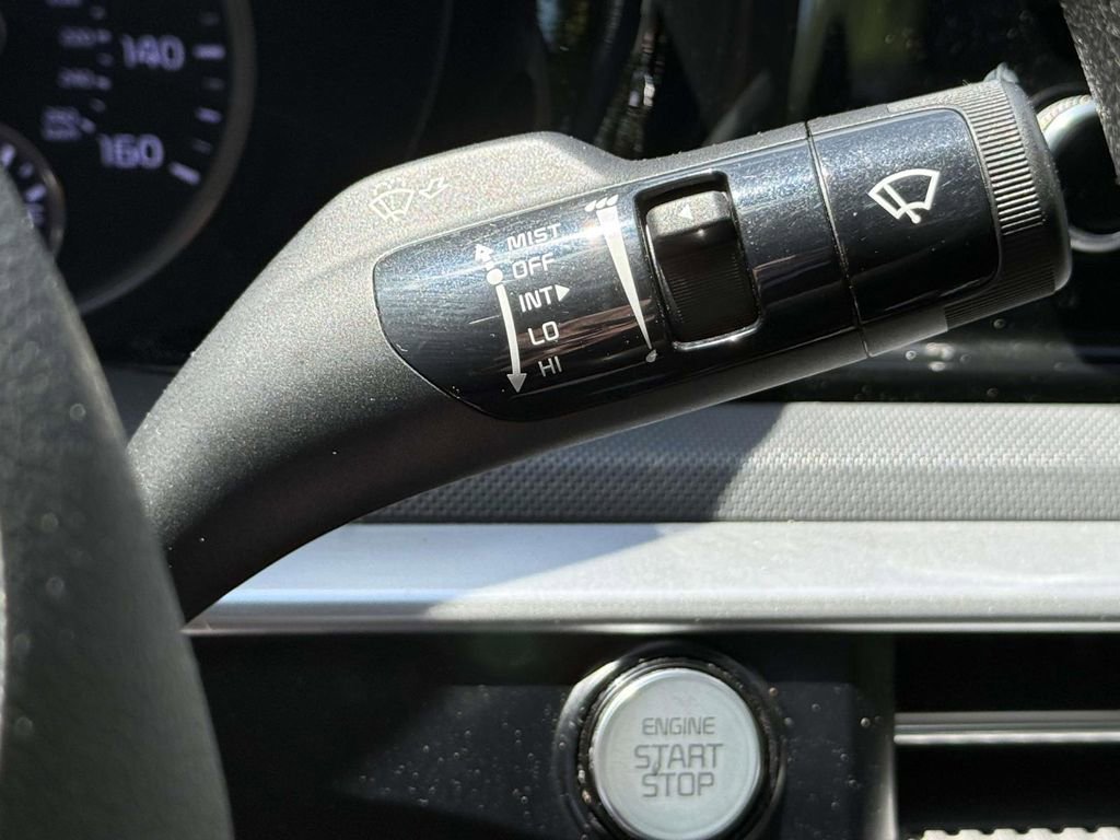 Used 2021 Kia K5 LXS FWD image 26
