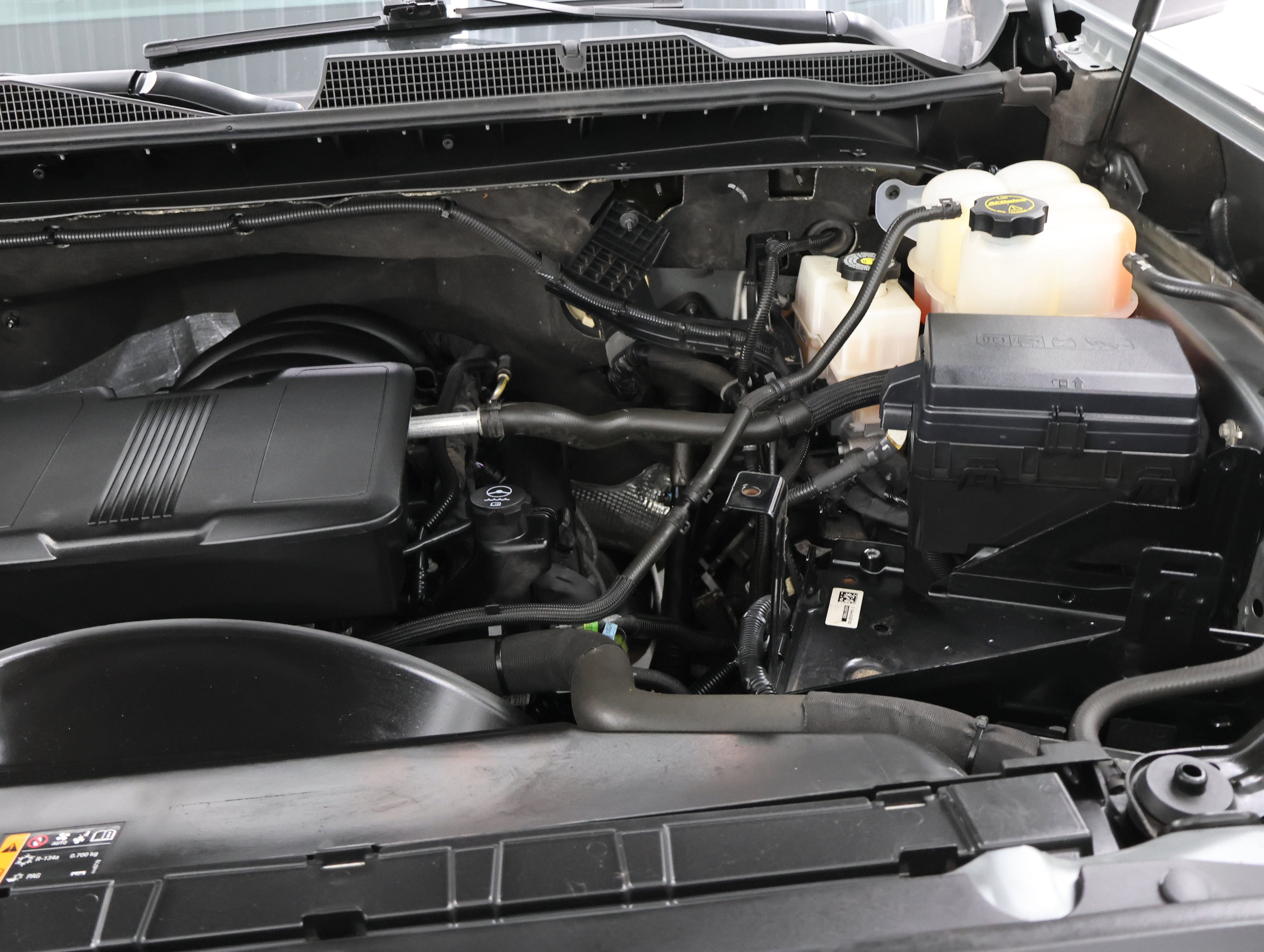 Used 2024 Chevrolet Silverado 3500 High Country w/ High Country Premium Package AWD/4WD image 24