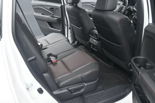 Used 2024 Honda Passport Black Edition image 19