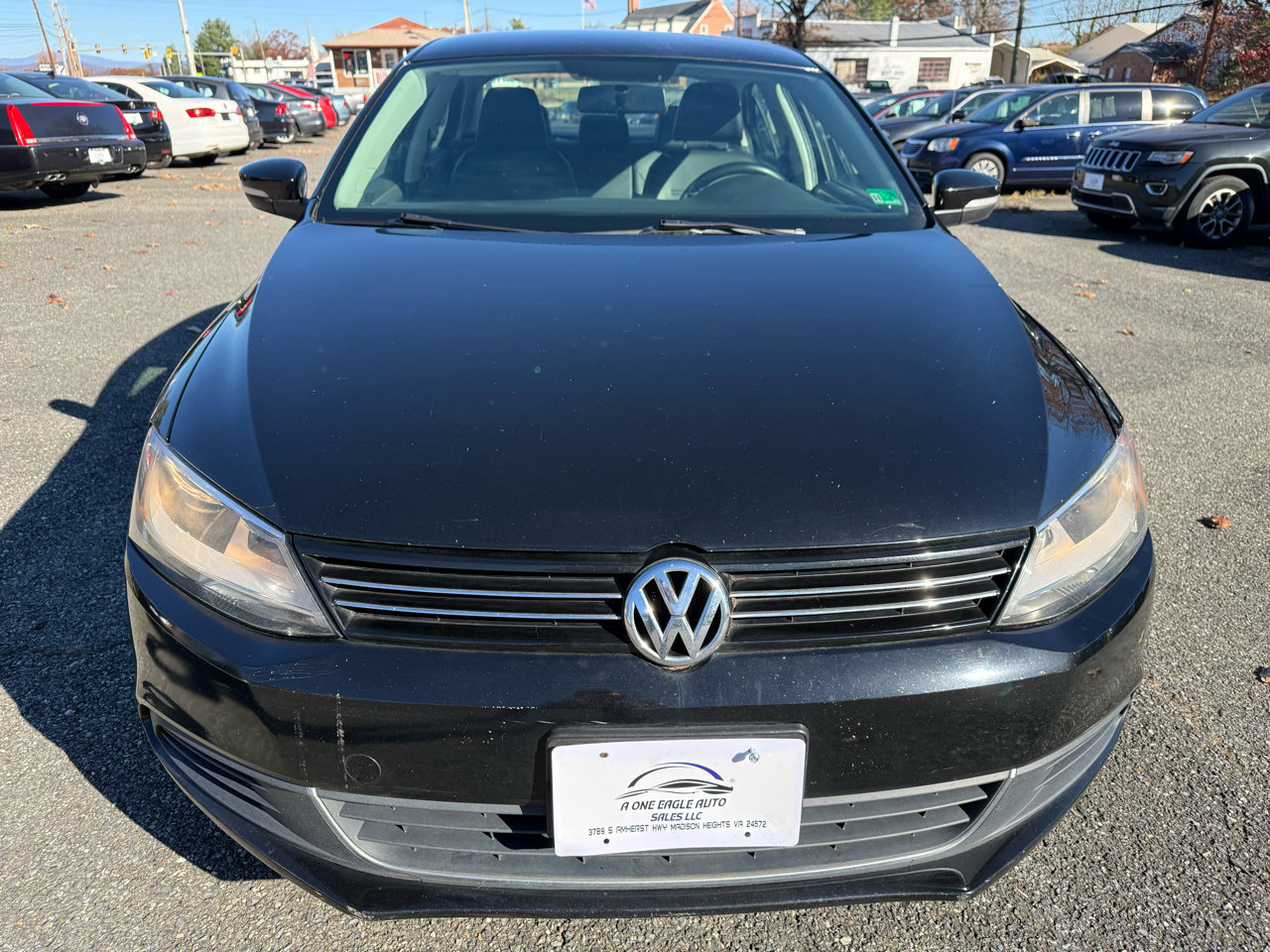 Used 2014 Volkswagen Jetta SE image 2