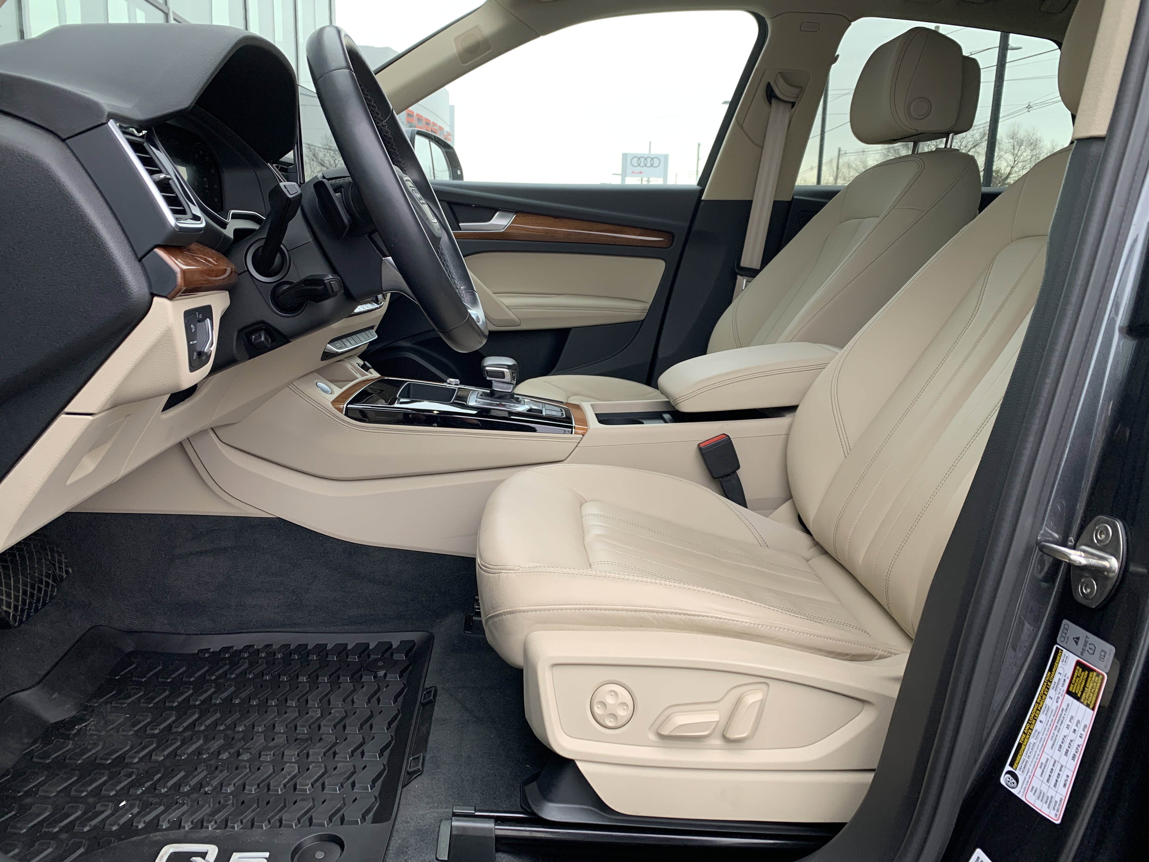 Certified 2023 Audi Q5 2.0T Premium Plus w/ Premium Plus Package image 11