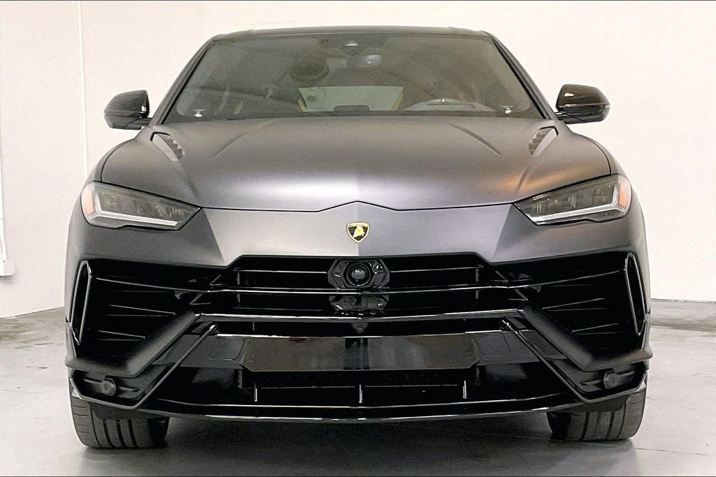 Used 2024 Lamborghini Urus S AWD/4WD image 2