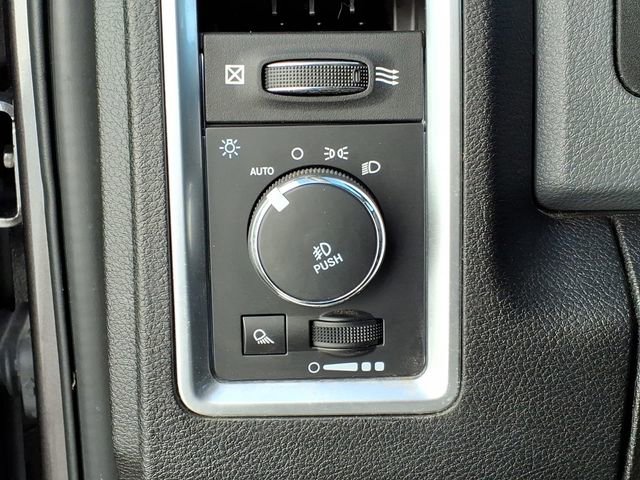 Used 2020 RAM 1500 Classic Warlock image 25