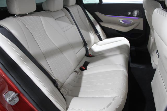 Used 2017 Mercedes-Benz E 300 4MATIC image 18
