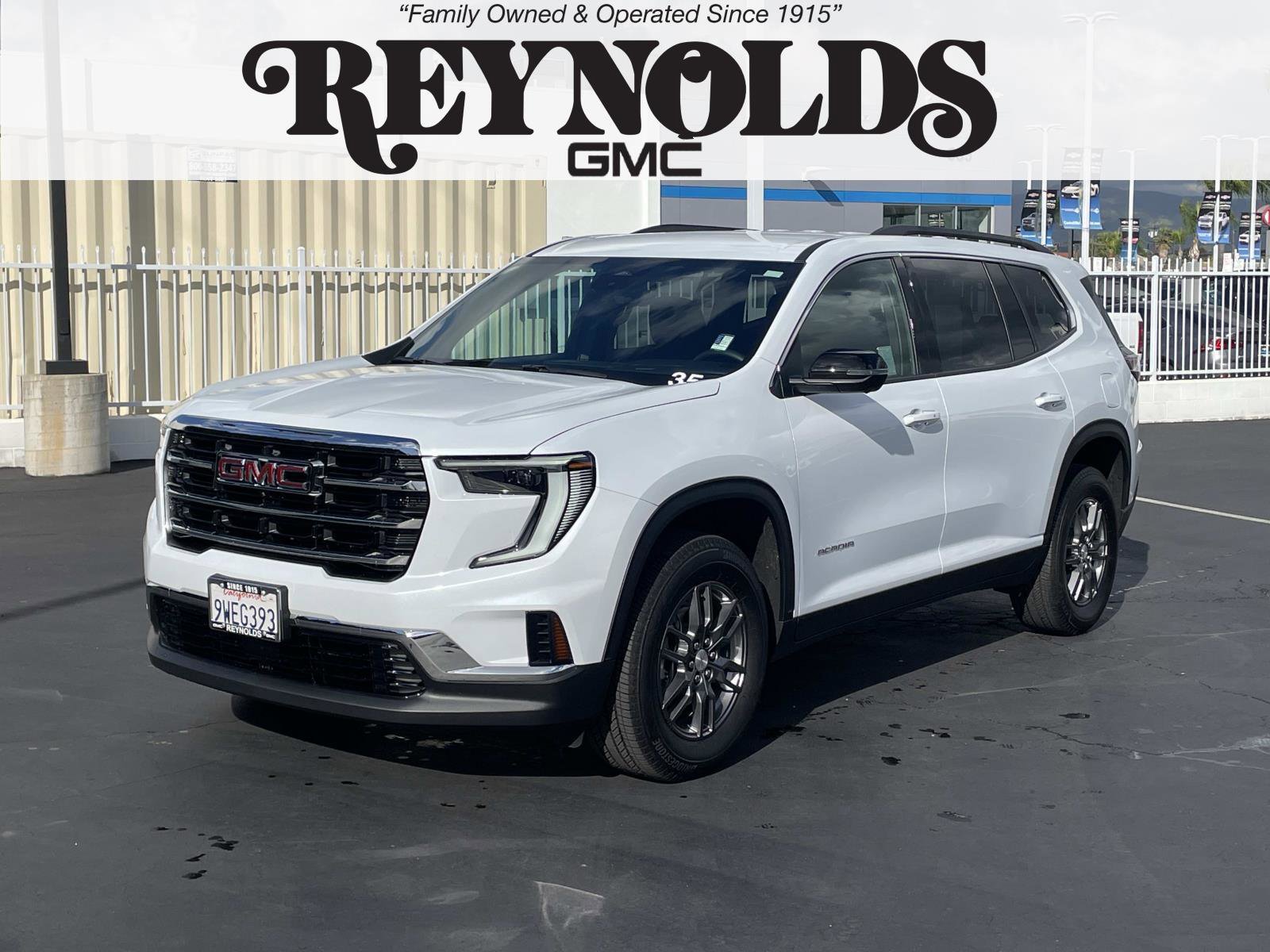 Used 2026 GMC Acadia Elevation image 1
