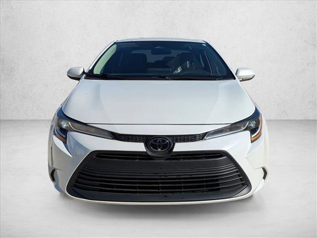 Used 2024 Toyota Corolla LE image 2