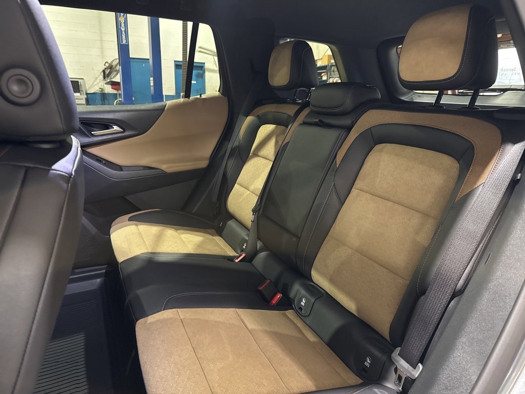 New 2026 Chevrolet Equinox ACTIV w/ Convenience Package III image 42