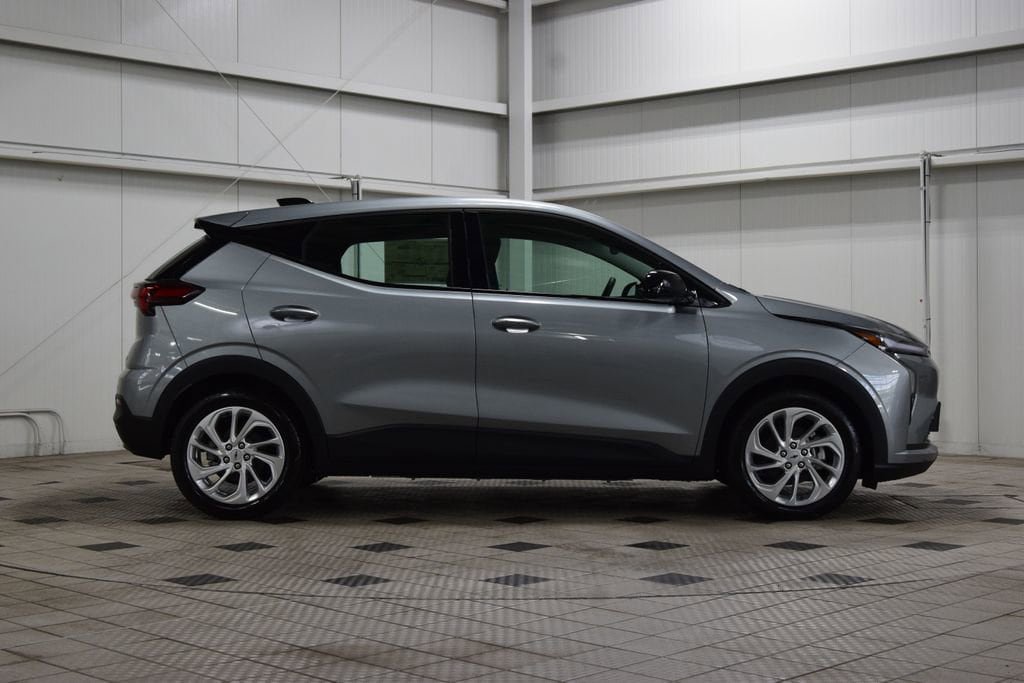 New 2027 Chevrolet Bolt LT FWD image 9