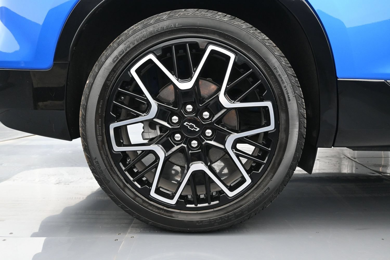 Used 2024 Chevrolet Blazer RS w/ Driver Confidence II Package FWD image 18